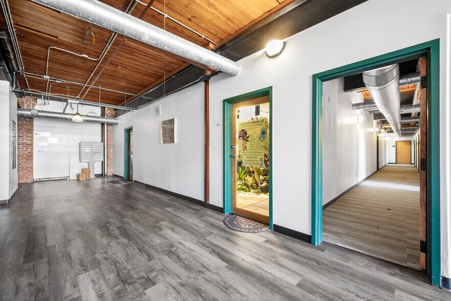 More Photos Of 11 Main St, Mystic Medical For Lease