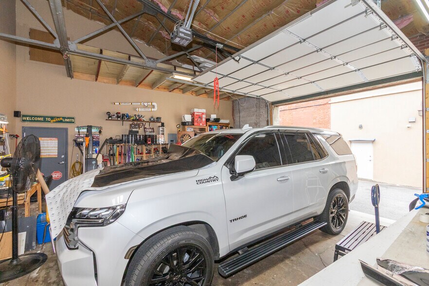 More Photos Of 107 E Orr St, Anderson General Retail For Sale