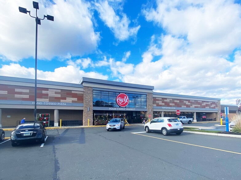 Primary Photo Of 1060 W Main St, Branford Unknown For Lease