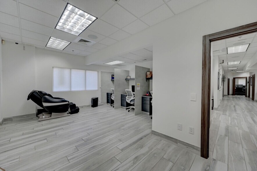 More Photos Of 2957 W Cypress Creek Rd, Fort Lauderdale Office For Sale