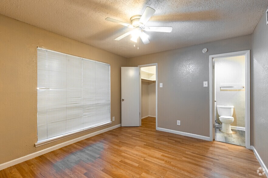 More Photos Of 14000 Esperanza Rd, Dallas Apartments For Sale
