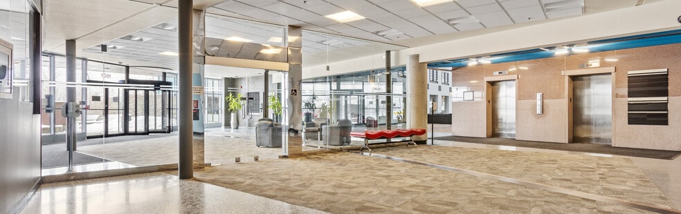 More Photos Of 1601 Telesat Crt, Ottawa Office For Lease