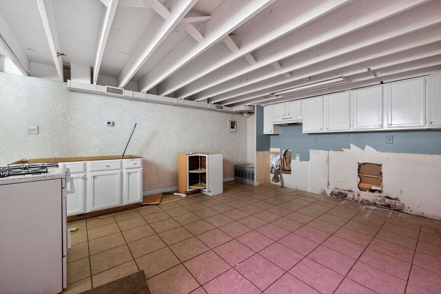 More Photos Of 7235-7241 Calumet Ave, Hammond Freestanding For Sale
