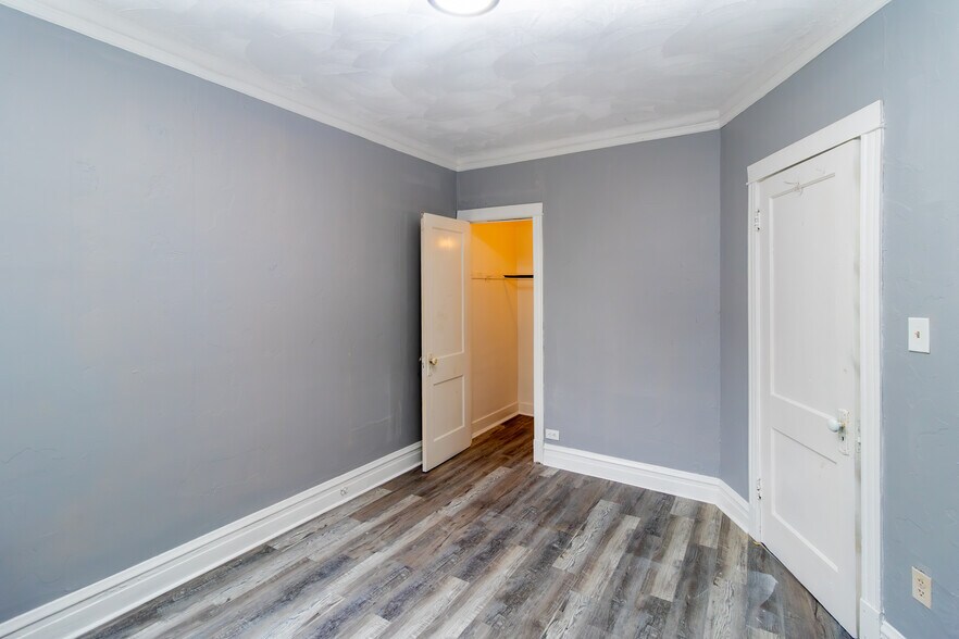 More Photos Of 7304 S Union Ave, Chicago Apartments For Sale