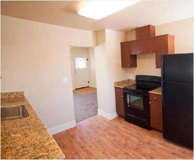 More Photos Of 950 Divisadero St, Fresno Apartments For Sale