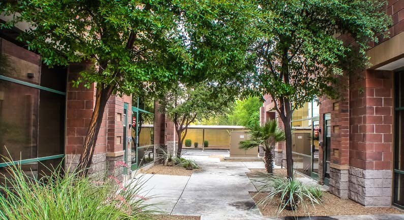 More Photos Of 20827 N Cave Creek Rd, Phoenix Office For Lease