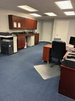 More Photos Of 3885 20th St, Vero Beach Office For Lease
