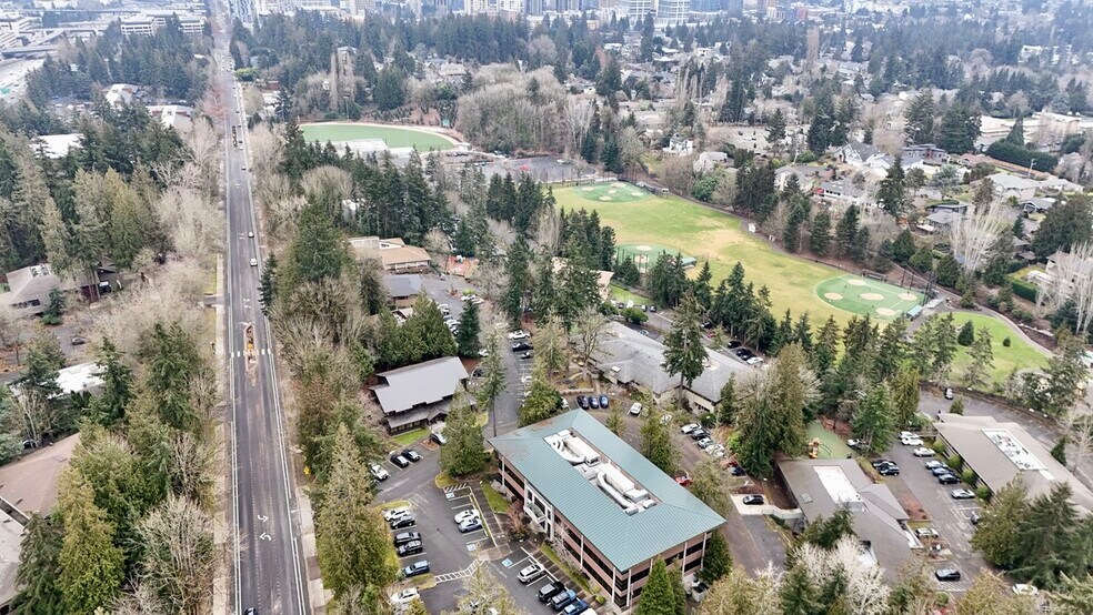 More Photos Of 2135 112th Ave NE, Bellevue Office For Lease