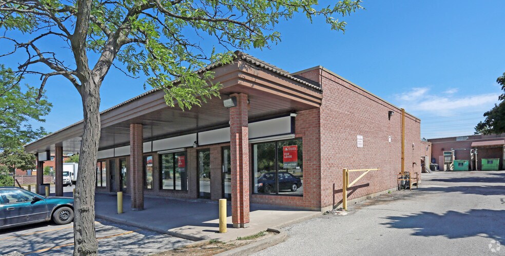 More Photos Of 2 Fenton Rd, Markham General Retail For Lease