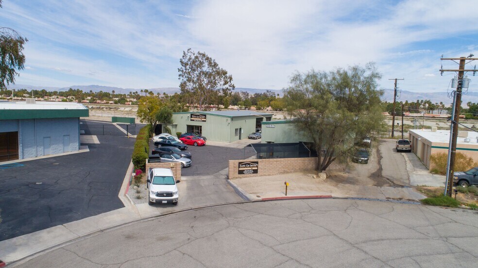 More Photos Of 68686 Summit Dr, Cathedral City Service For Sale