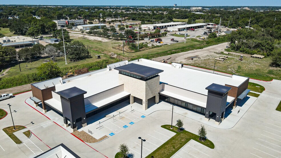 More Photos Of 2709 Texas Ave, College Station Storefront For Lease