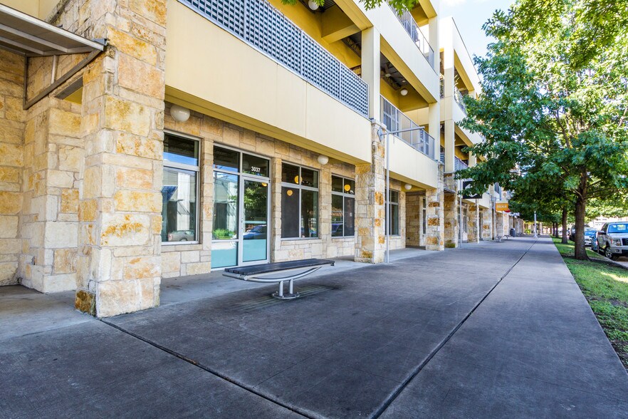 More Photos Of 2401 E 6th St, Austin Loft Creative Space For Lease