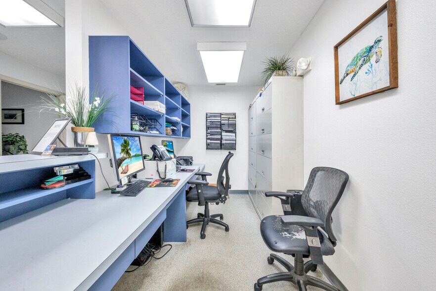 More Photos Of 3417 Tamiami Trl, Port Charlotte Medical For Sale