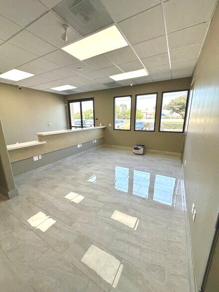 More Photos Of 1900 E La Palma Ave, Anaheim Medical For Lease