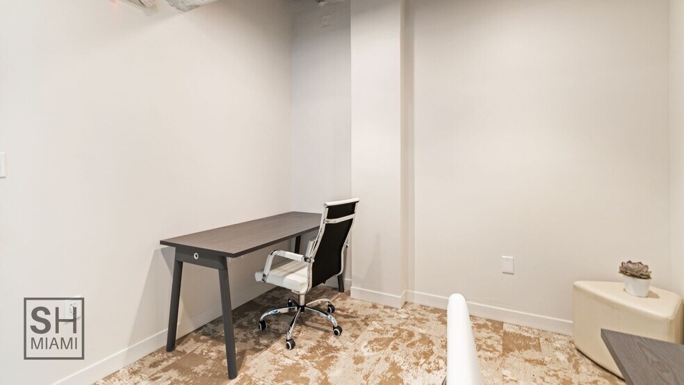 More Photos Of 820 W 41st St, Miami Beach Coworking Space