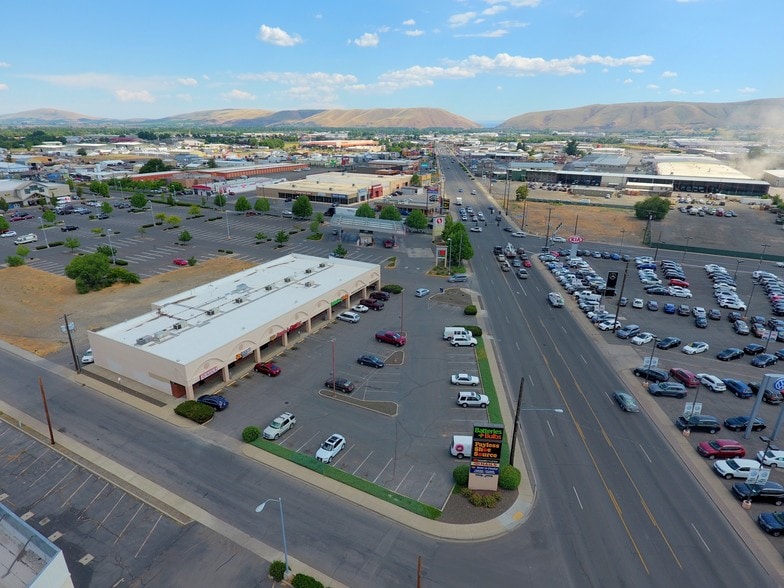 More Photos Of 1731 S 1st St, Yakima Freestanding For Lease