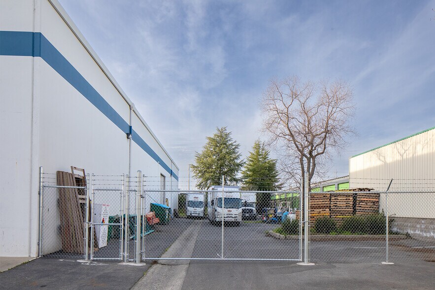 More Photos Of , Sacramento Industrial For Sale