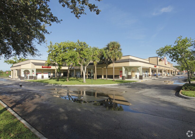 More Photos Of 5503-5795 S University Dr, Davie Unknown For Lease