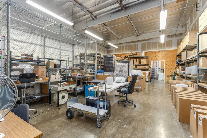 More Photos Of 2991-2995 E White Star Ave, Anaheim Warehouse For Sale