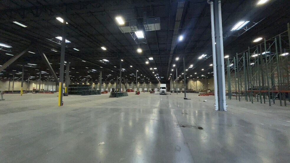 More Photos Of 1475 S 5070 W, Salt Lake City Warehouse For Lease