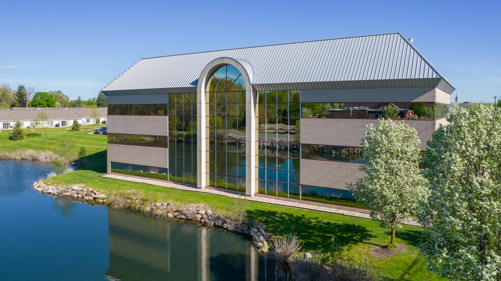 More Photos Of 2630 Union Lake Rd, Commerce Township Medical For Lease