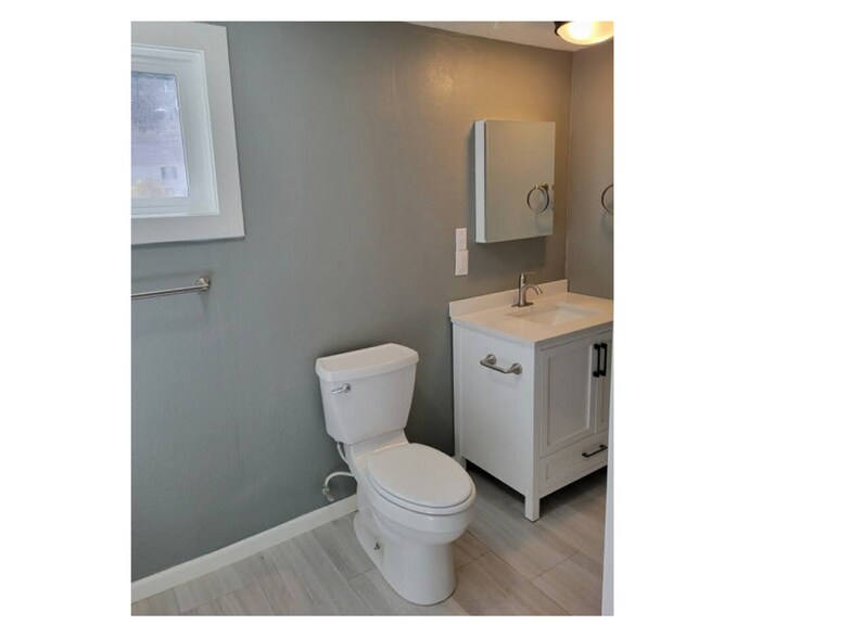 More Photos Of 6082 Main St, Springfield Multifamily For Sale