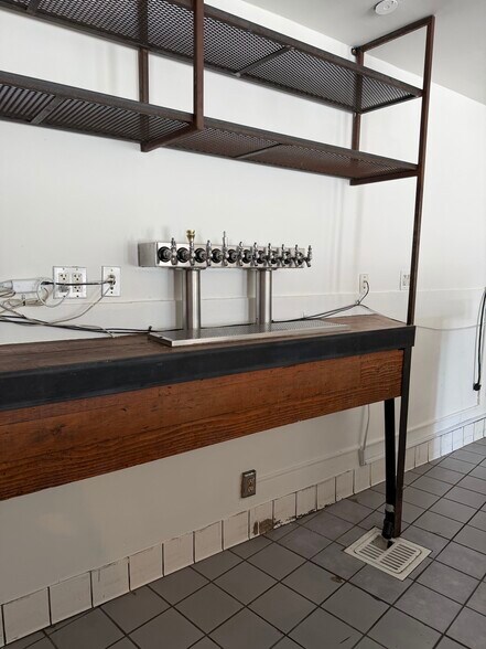 More Photos Of 3129 W Sunset Blvd, Los Angeles Apartments For Lease