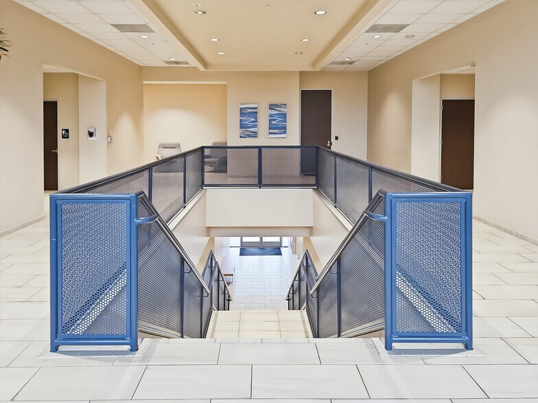 More Photos Of 525 Woodland Square Blvd, Conroe Coworking Space