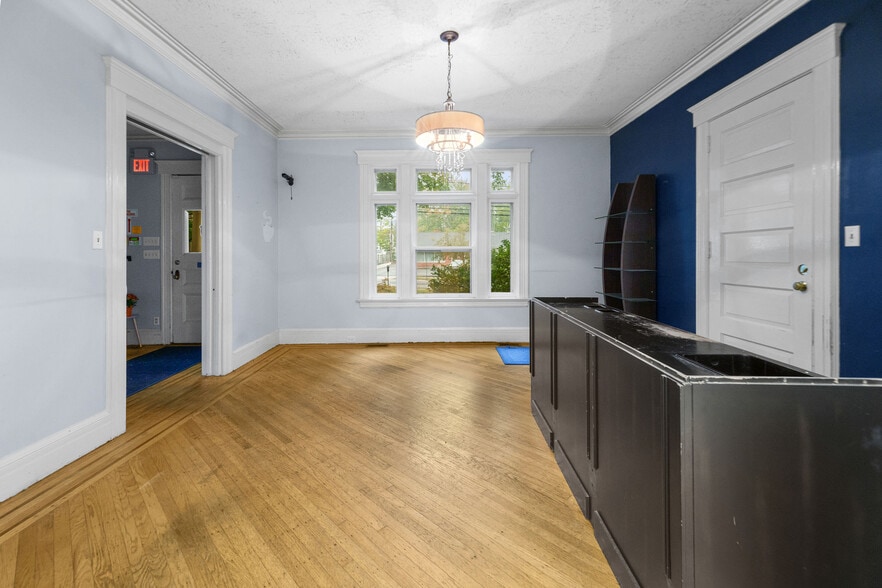 More Photos Of 21-25 Grove Ave, Verona Storefront Retail Office For Sale