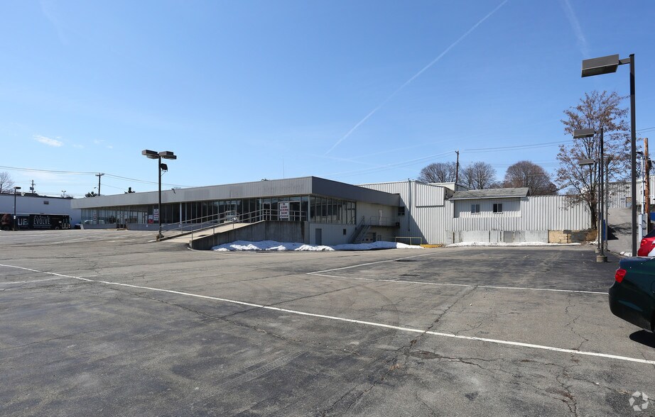 More Photos Of 191 Front St, Binghamton General Retail For Sale
