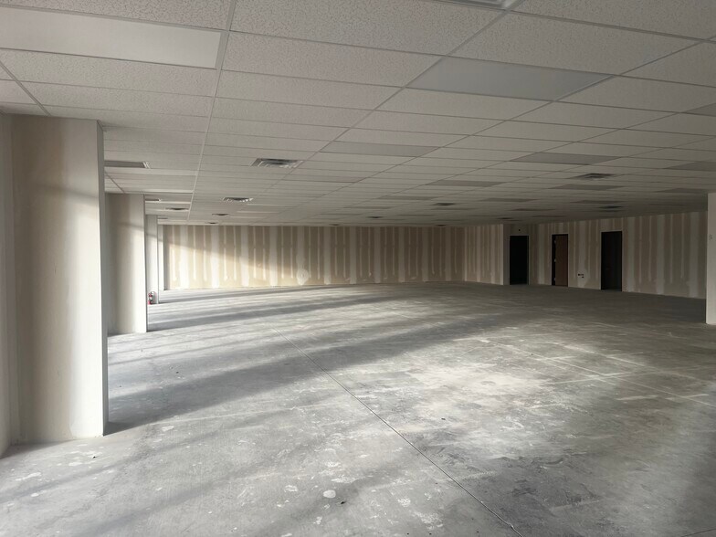 More Photos Of 1600 S Morgan Rd, Oklahoma City Storefront For Lease