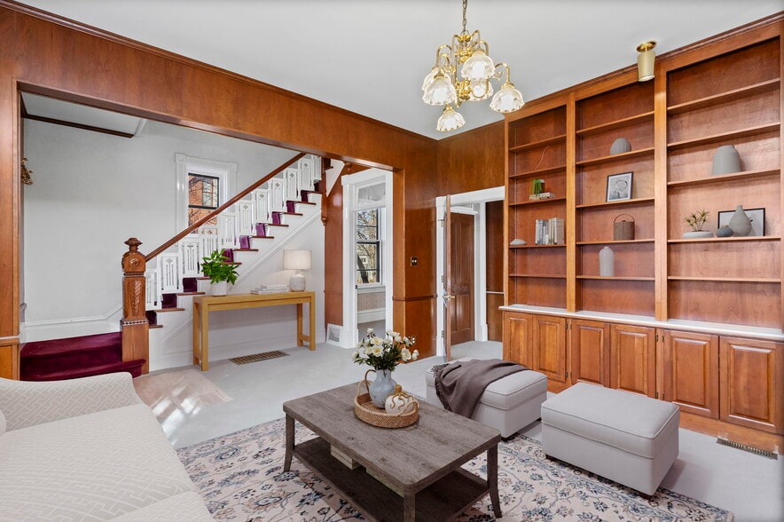 More Photos Of 2103 Evans Ave, Cheyenne Office For Lease