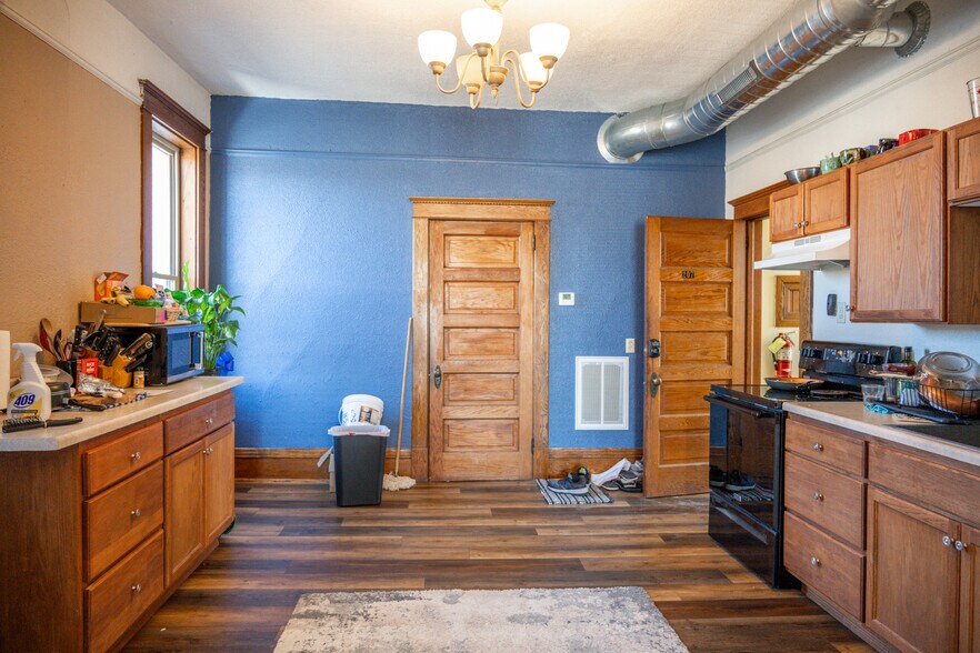 More Photos Of 207 E State St, Mauston Storefront Retail Residential For Sale