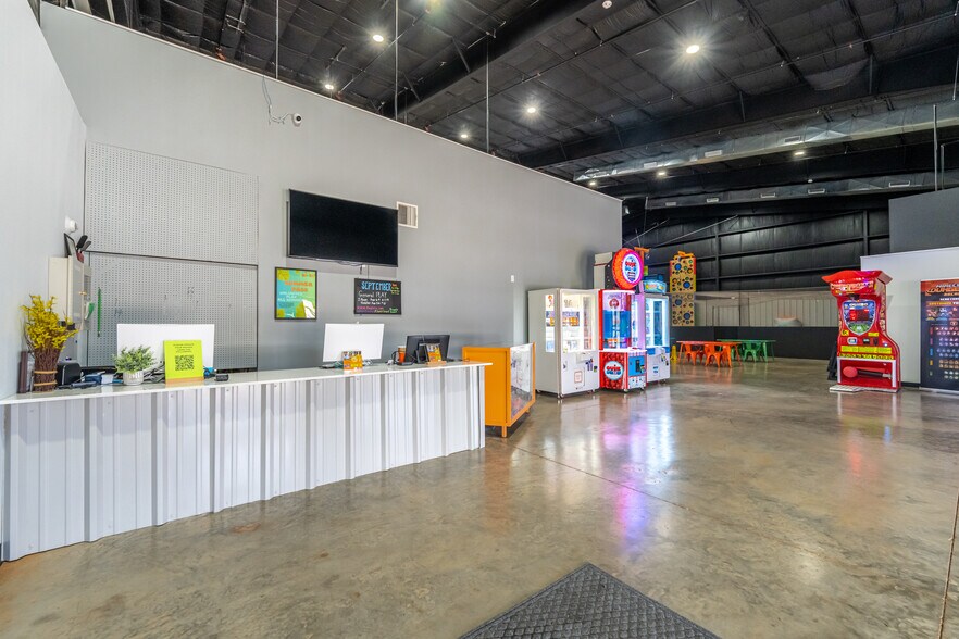 More Photos Of 1008 Bayou Pl, Alexandria Industrial For Sale