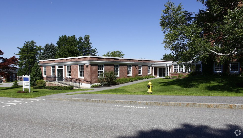 More Photos Of 60 Pineland Dr, New Gloucester Unknown For Lease