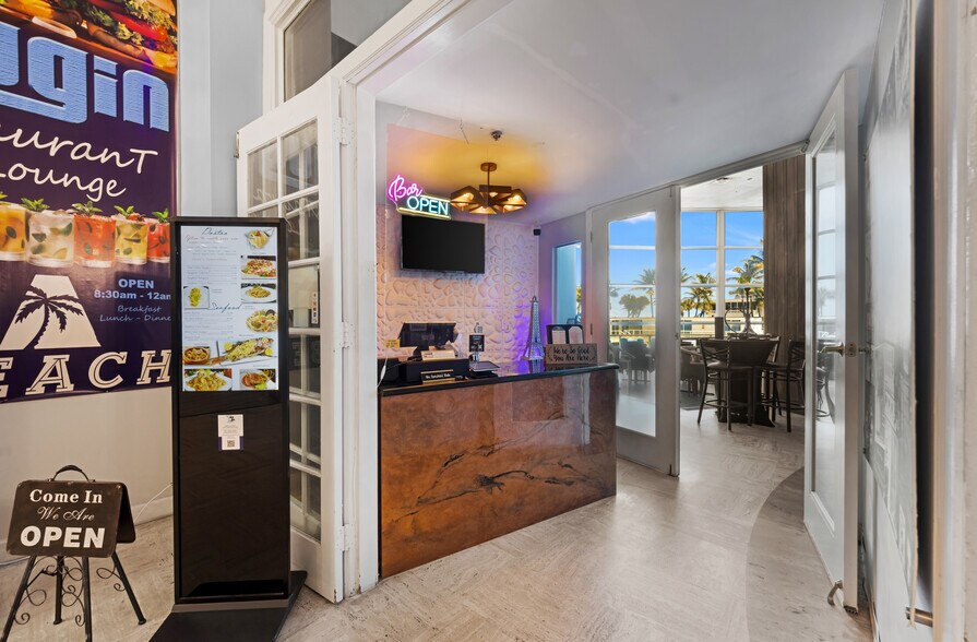 More Photos Of 5445 Collins Ave, Miami Beach Apartments For Sale
