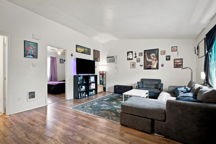 More Photos Of 1403-1407 S 18th Ave, Yakima Apartments For Sale