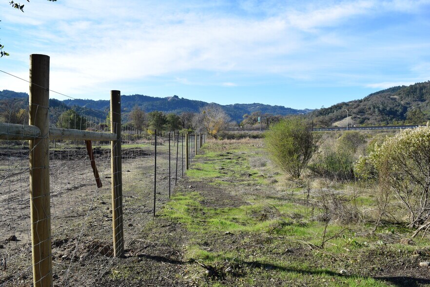 More Photos Of 31795 McCray Rd, Cloverdale Land For Sale