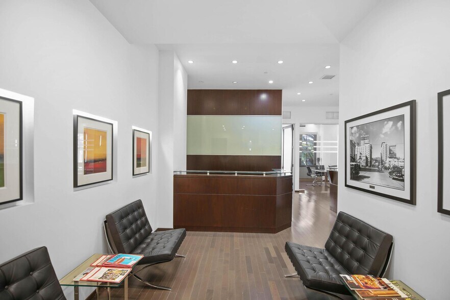 More Photos Of 1645 Vine St, Hollywood Loft Creative Space For Sale