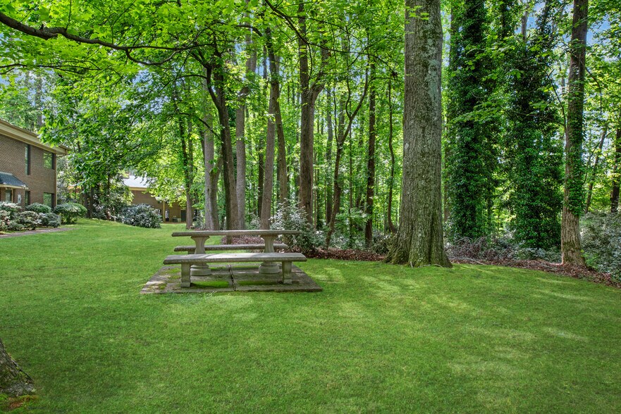 More Photos Of 11205 Alpharetta Hwy, Roswell Office Residential For Sale