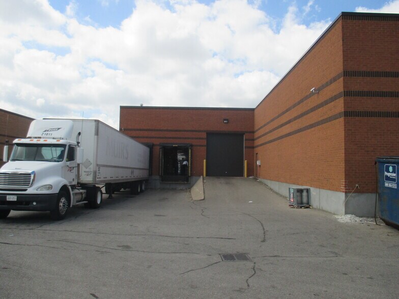 More Photos Of 6135 Danville Rd, Mississauga Warehouse For Sale
