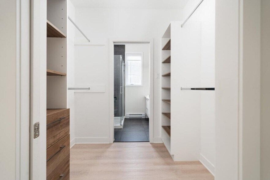 More Photos Of 13575 Rue Du Médoc, Mirabel Apartments For Sale