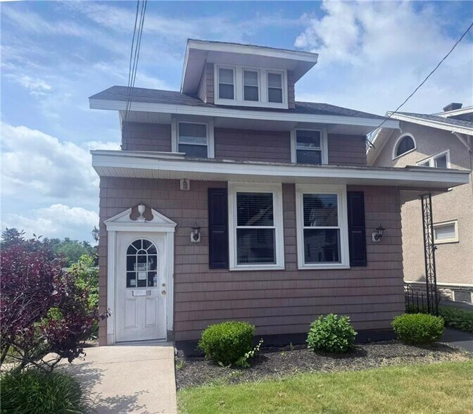 Primary Photo Of 1598 Union St, Schenectady Office For Lease