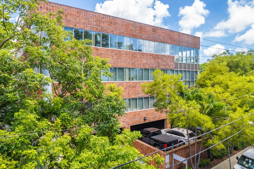 More Photos Of 2950 SW 27th Ave, Coconut Grove Office Residential For Lease