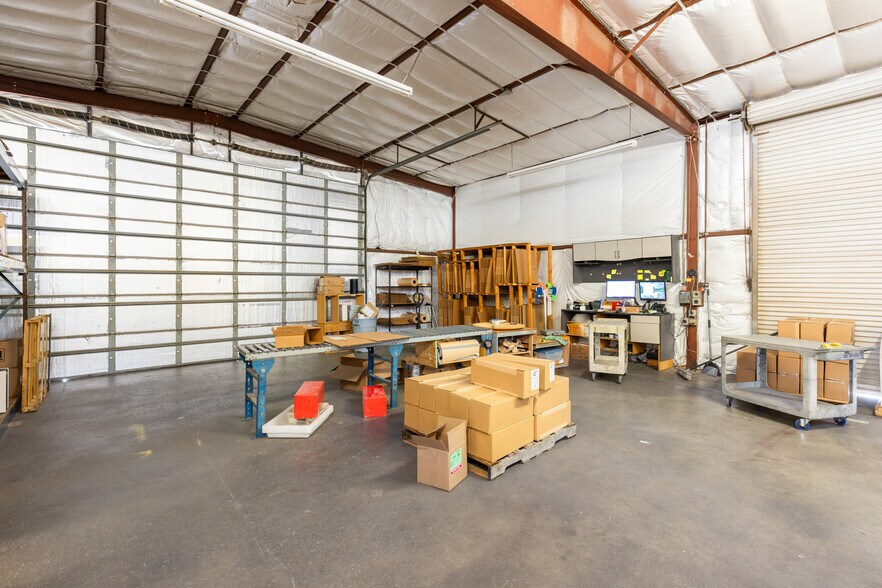More Photos Of 555 Main St, Hamilton City Industrial For Sale