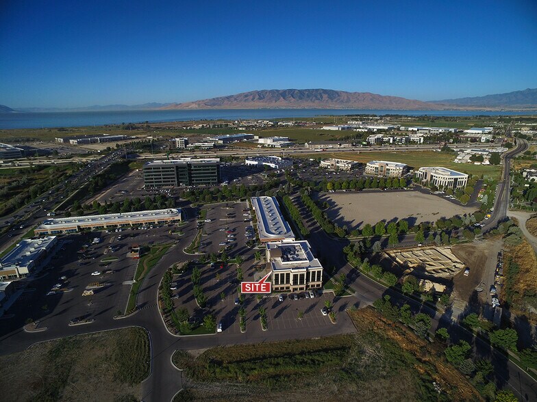 More Photos Of 1955 W Grove Parkway, Pleasant Grove Office For Sale