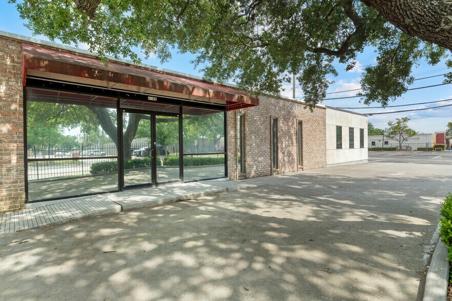 More Photos Of , Houston Unknown For Sale