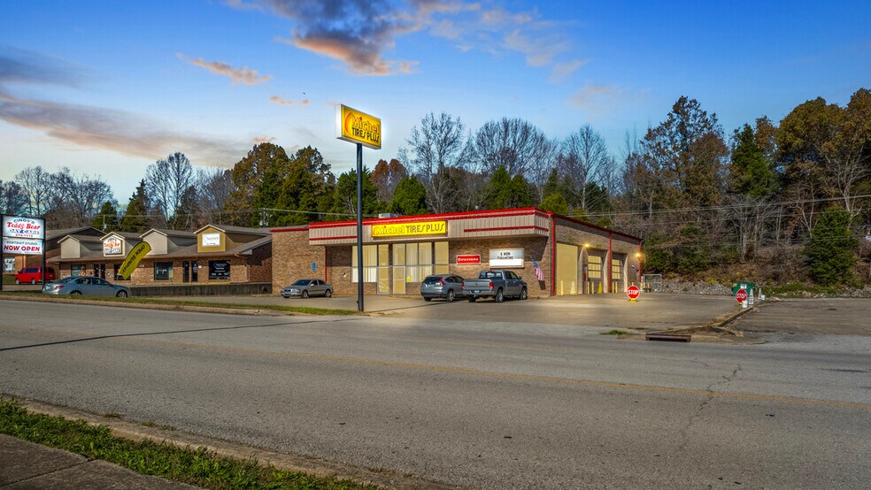 More Photos Of 669 Knox Blvd, Radcliff Auto Repair For Sale