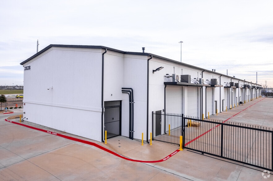 More Photos Of 2828 Interstate 30, Mesquite Industrial For Lease