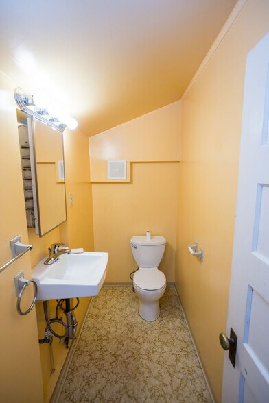 More Photos Of 1643 Oxford St, Berkeley Apartments For Sale